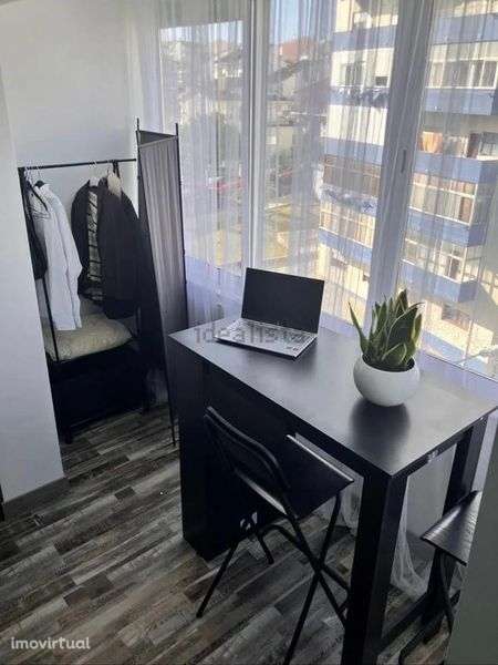 Apartamento Remodelado na Avenida da Republica -Sobreda - Grande imagem: 4/12