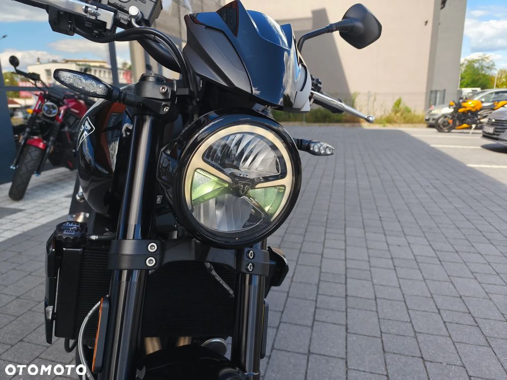 Triumph Trident - 6