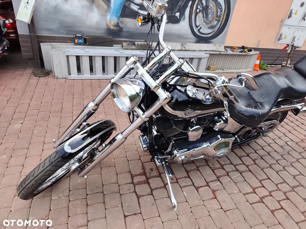 Harley-Davidson Softail Deluxe - 27