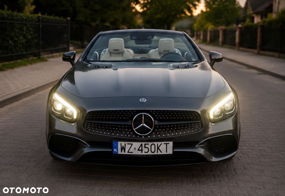 Mercedes-Benz SL - 13