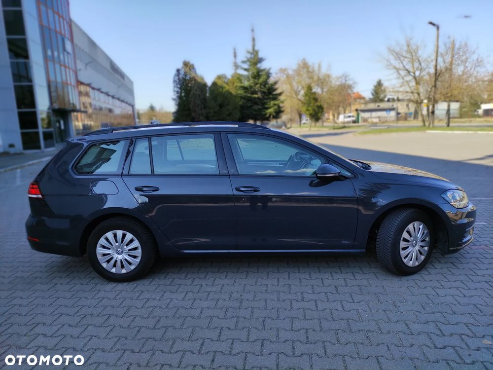 Volkswagen Golf 1.0 TSI BMT Trendline - 4