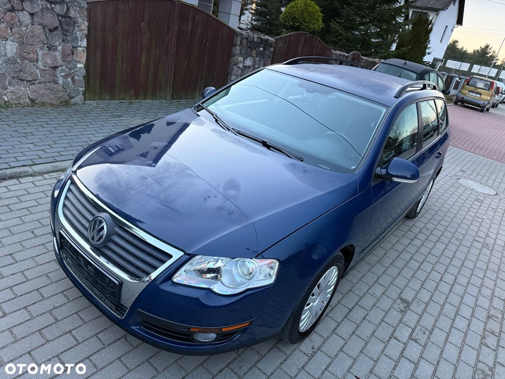 Volkswagen Passat Variant 1.6 FSI Comfortline - 8