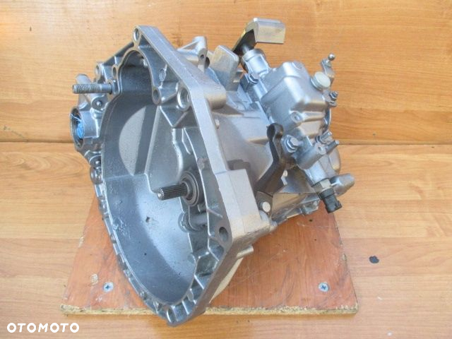 SKRZYNIA FIAT PUNTO II GRANDE PUNTO EVO LANCIA MITO 1.2 1.4 8V 5bi -trzysta - 6