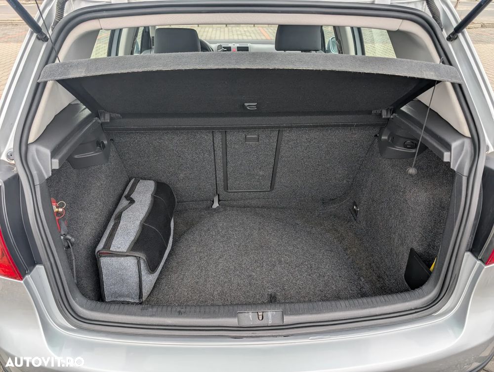 Volkswagen Golf 1.9 TDI Comfortline - 9