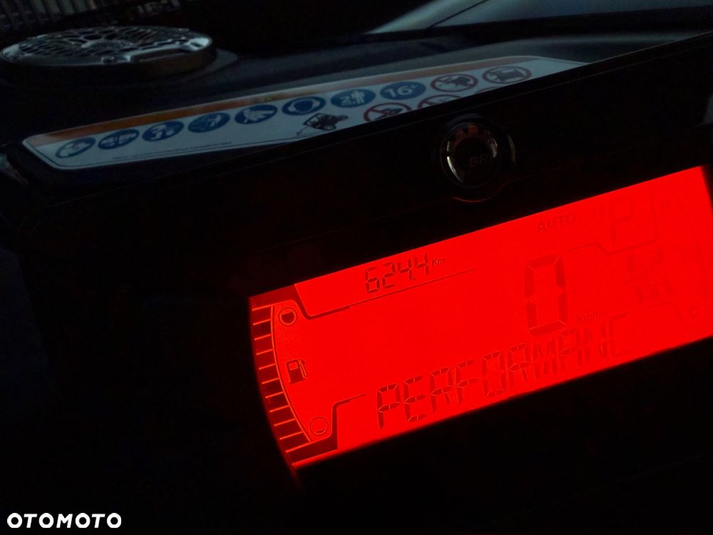 Can-Am Maverick - 12