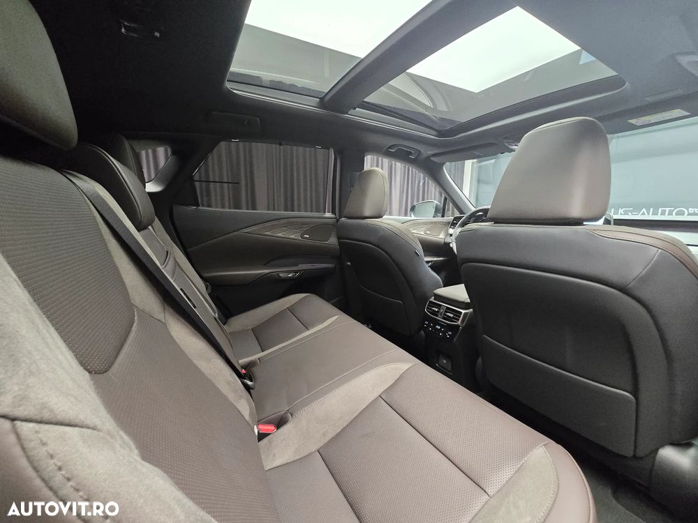 Lexus Seria RX 450h+ (Plug-in-Hybrid) Luxury - 28