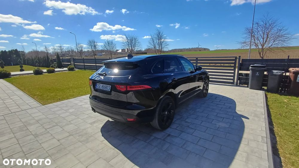 Jaguar F-Pace - 21