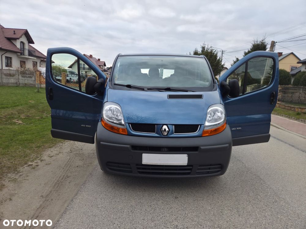 Renault Trafic Passenger Expression - 21
