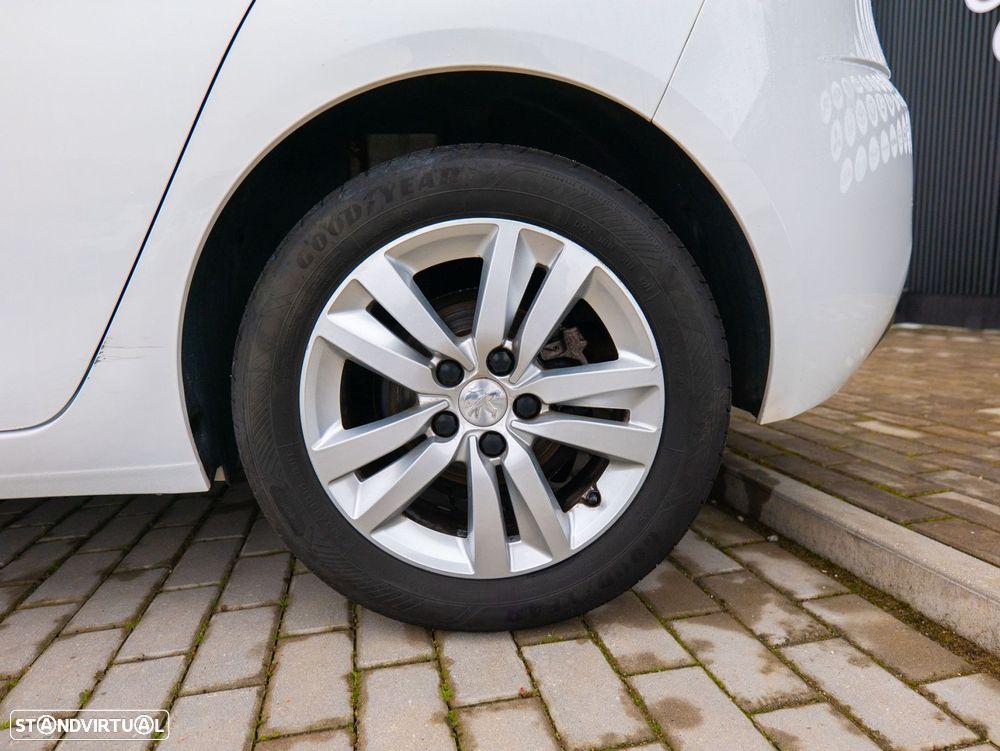 Peugeot 308 1.5 BlueHDi Business Line - 30