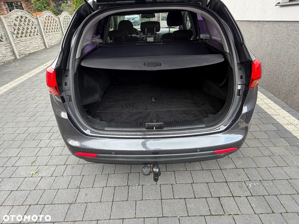 Kia Ceed 1.6 GDI Business Line - 23