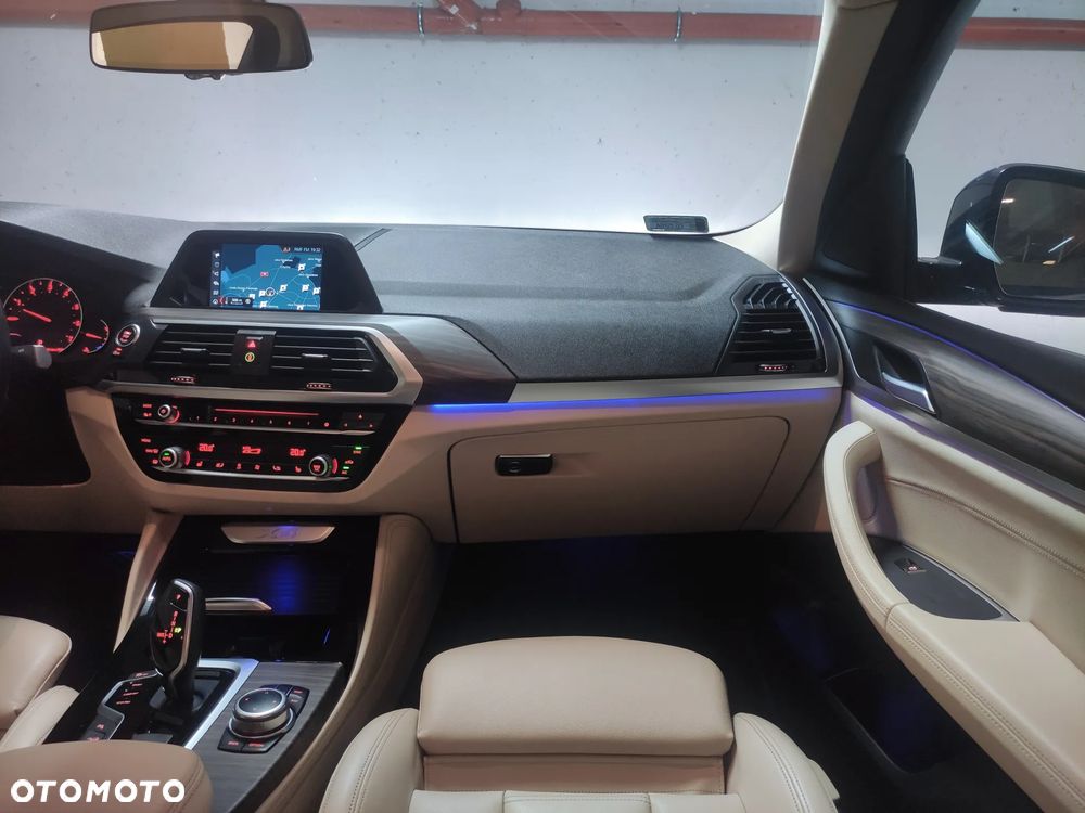 BMW X4 xDrive20i xLine sport - 7