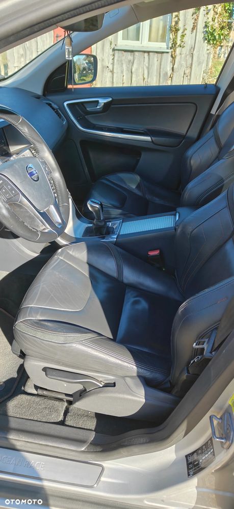 Volvo XC 60 D4 Drive-E Ocean Race - 14