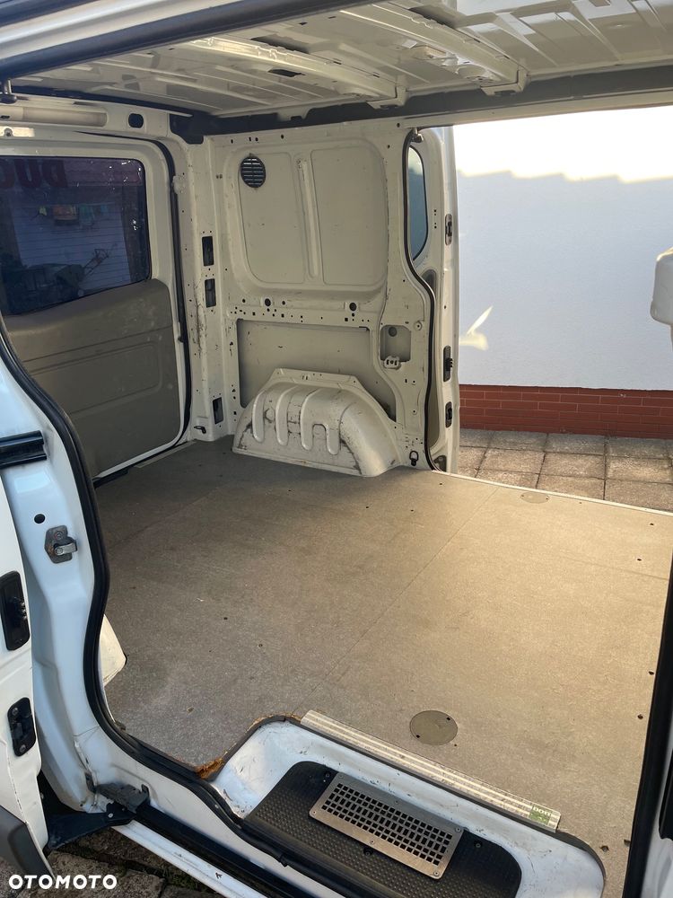 Renault Trafic - 9