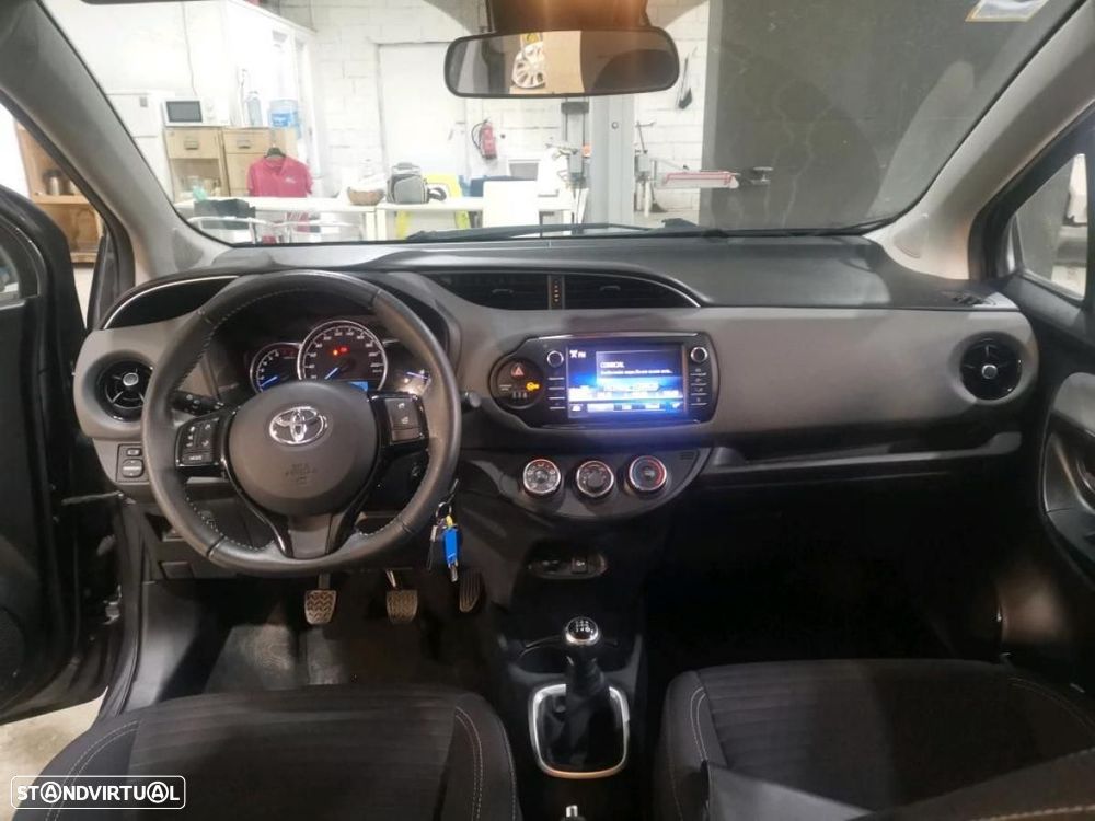 Toyota Yaris 1.0 VVT-i Comfort - 4