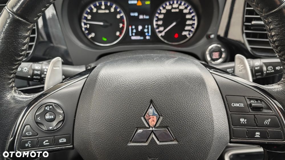 Mitsubishi Outlander 2.0 4WD CVT Diamant Edition+ - 38