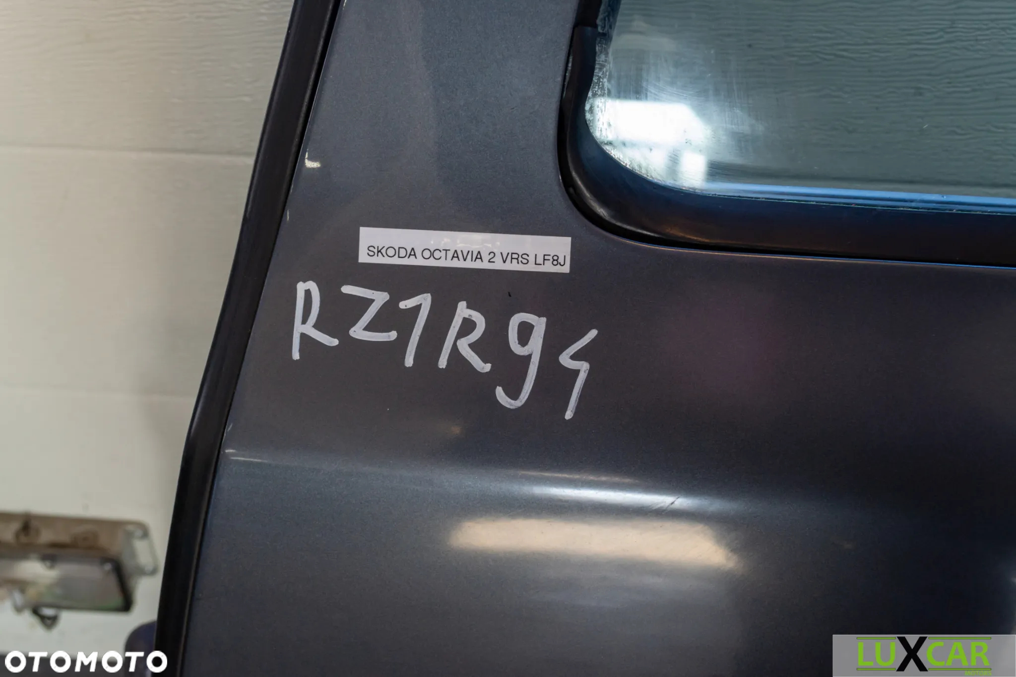 SKODA OCTAVIA II 2 VRS DRZWI LEWE TYŁ KOLOR LF8J GORLICE RZ1R94 - 4