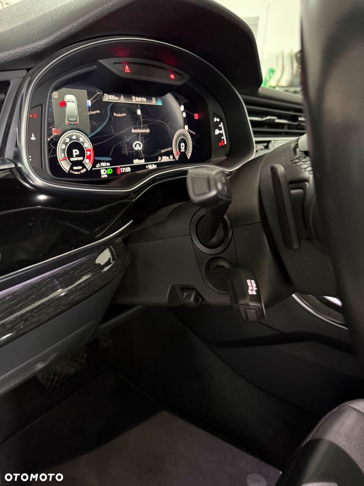 Audi Q7 55 TFSI mHEV Quattro Tiptr - 32
