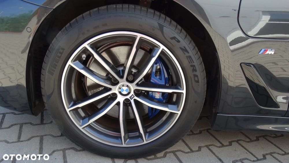 BMW Seria 5 530e xDrive M Sport sport - 4
