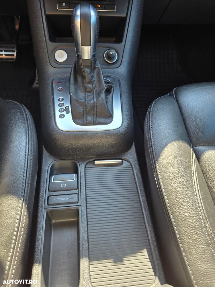 Volkswagen Tiguan - 27