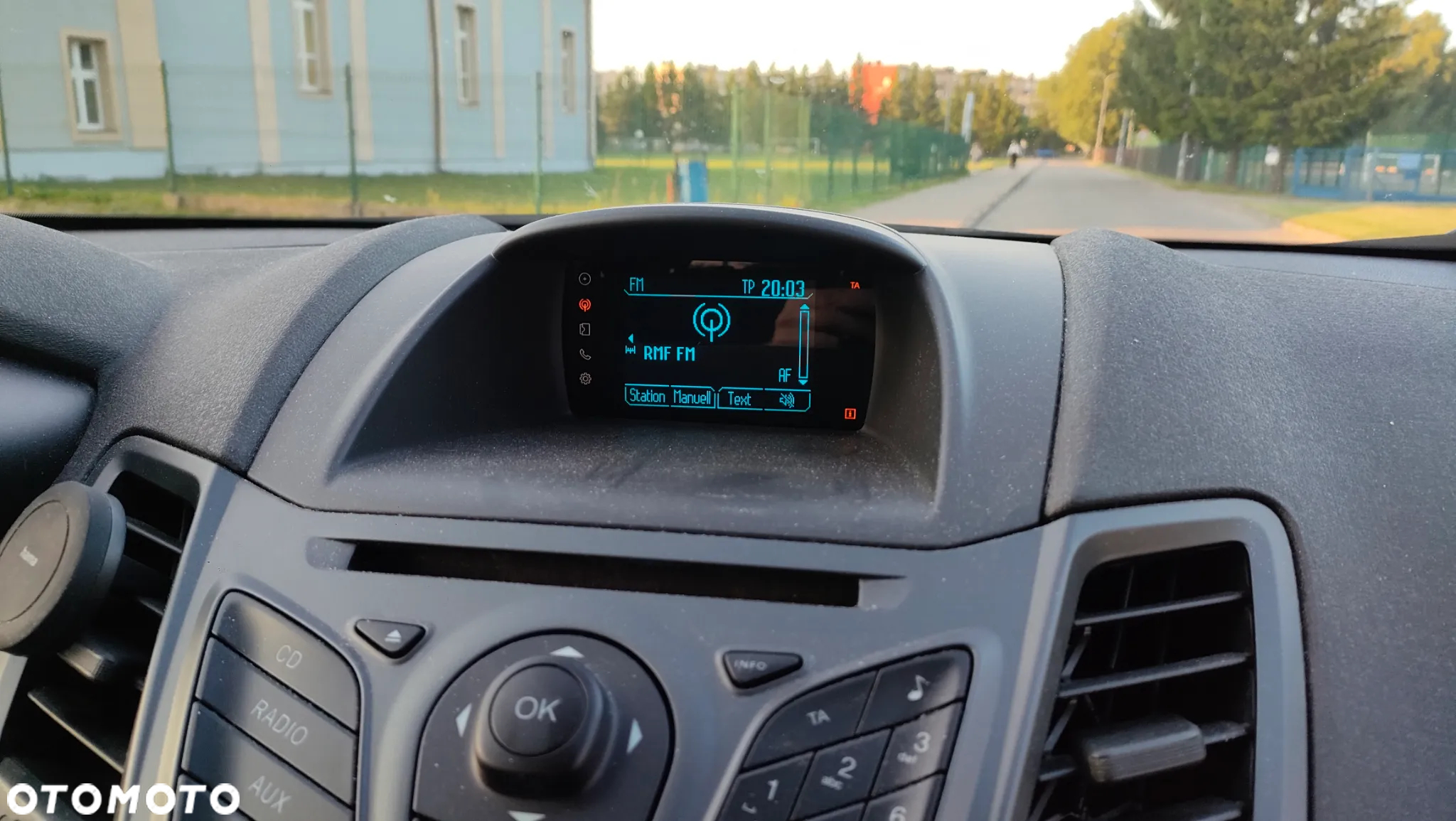 Ford Fiesta 1.0 Champions Edition - 5