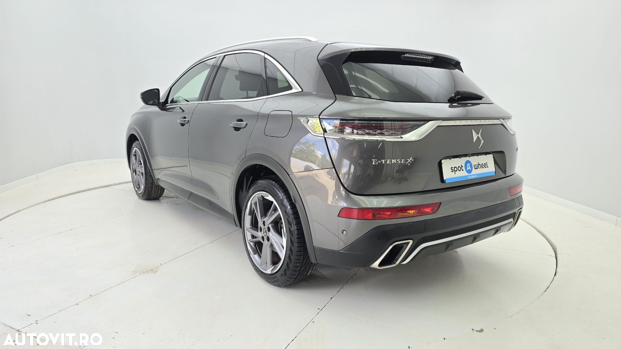 DS Automobiles DS 7 Crossback - 8