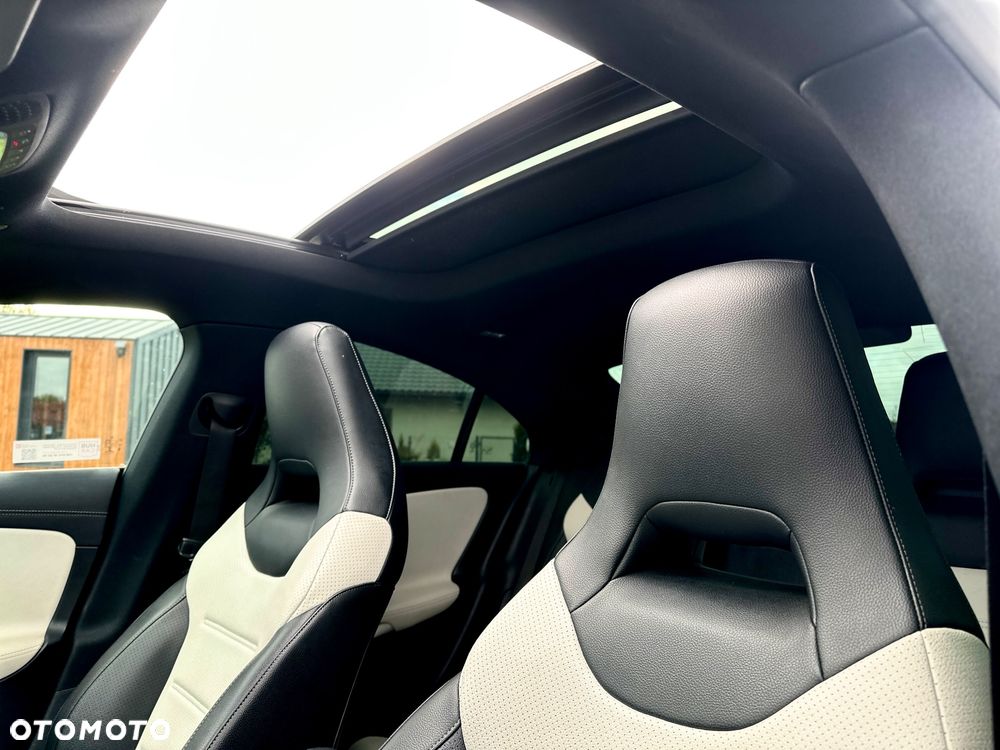 Mercedes-Benz CLA 250 4-Matic AMG Line 7G-DCT - 27