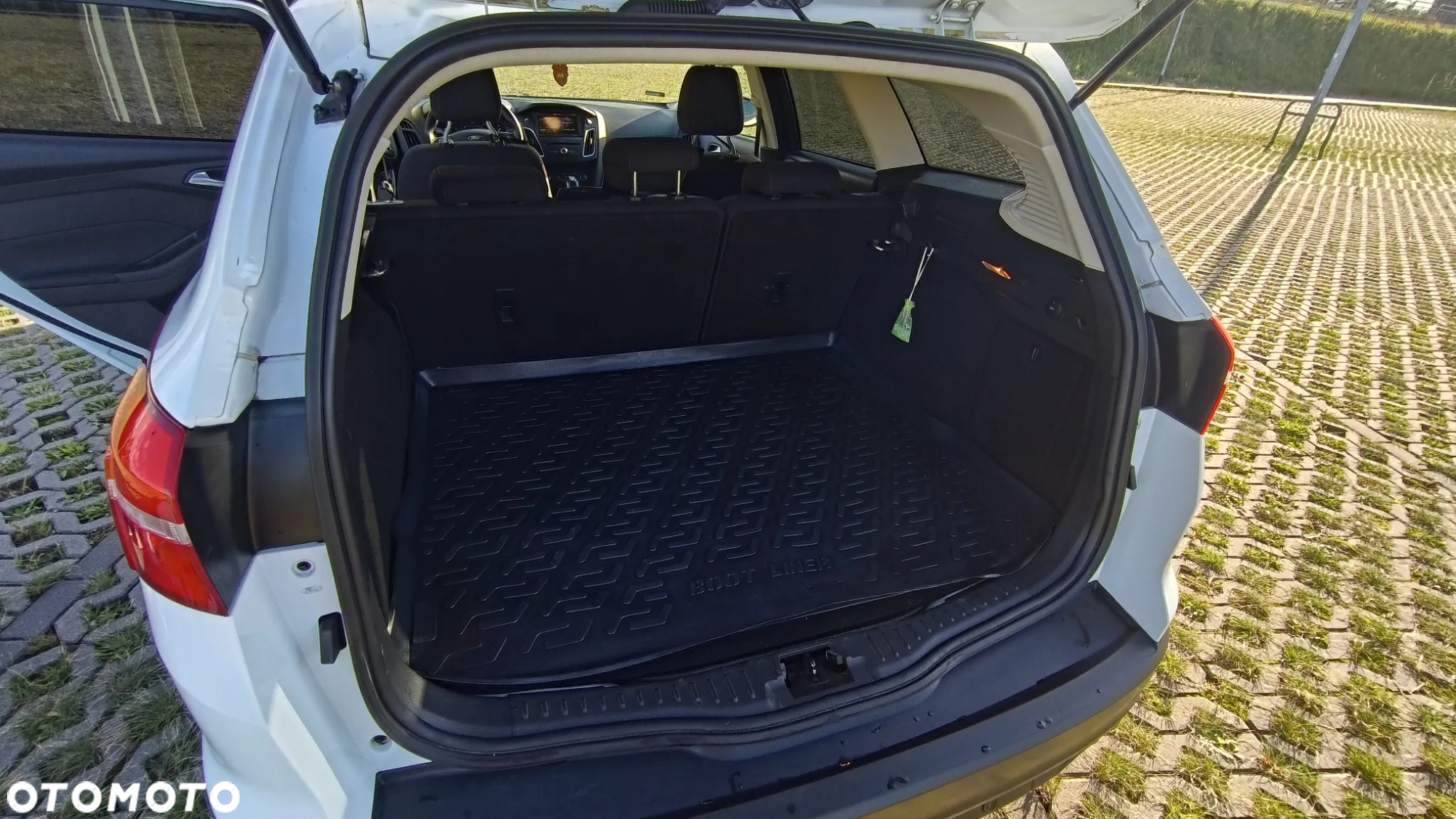 Ford Focus - 8
