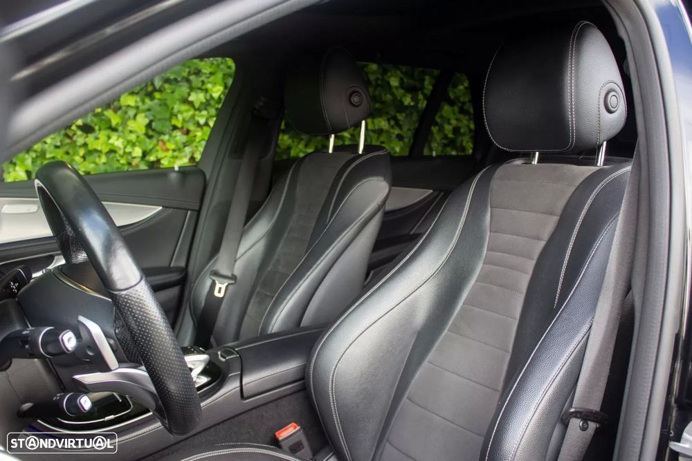 Mercedes-Benz E 220 d AMG - 12