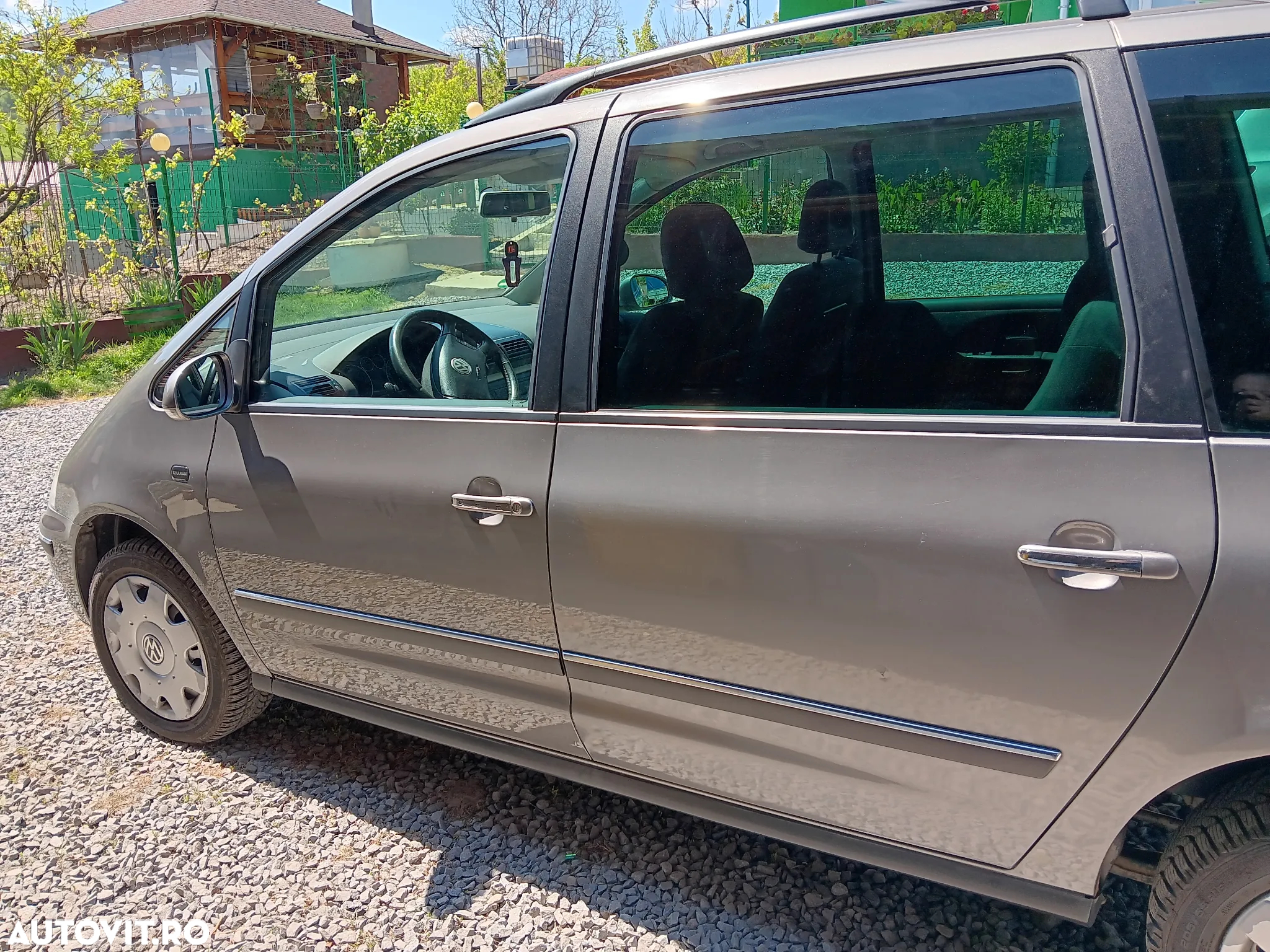Volkswagen Sharan 2.0 TDI Comfortline - 4