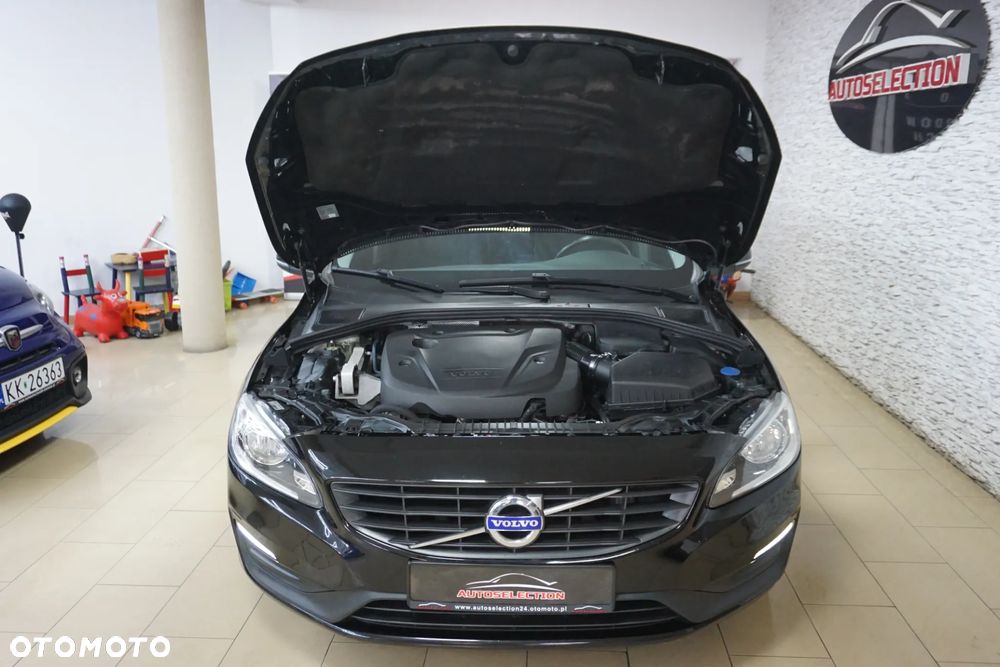 Volvo V60 D2 Kinetic - 8