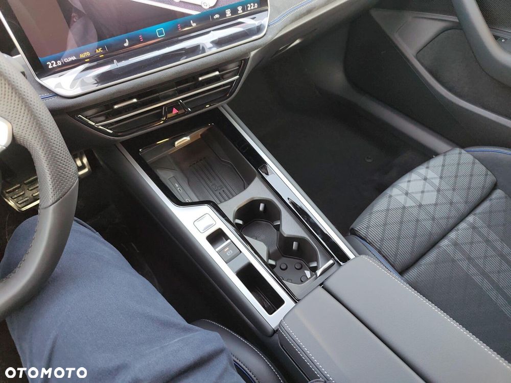 Volkswagen Passat - 15