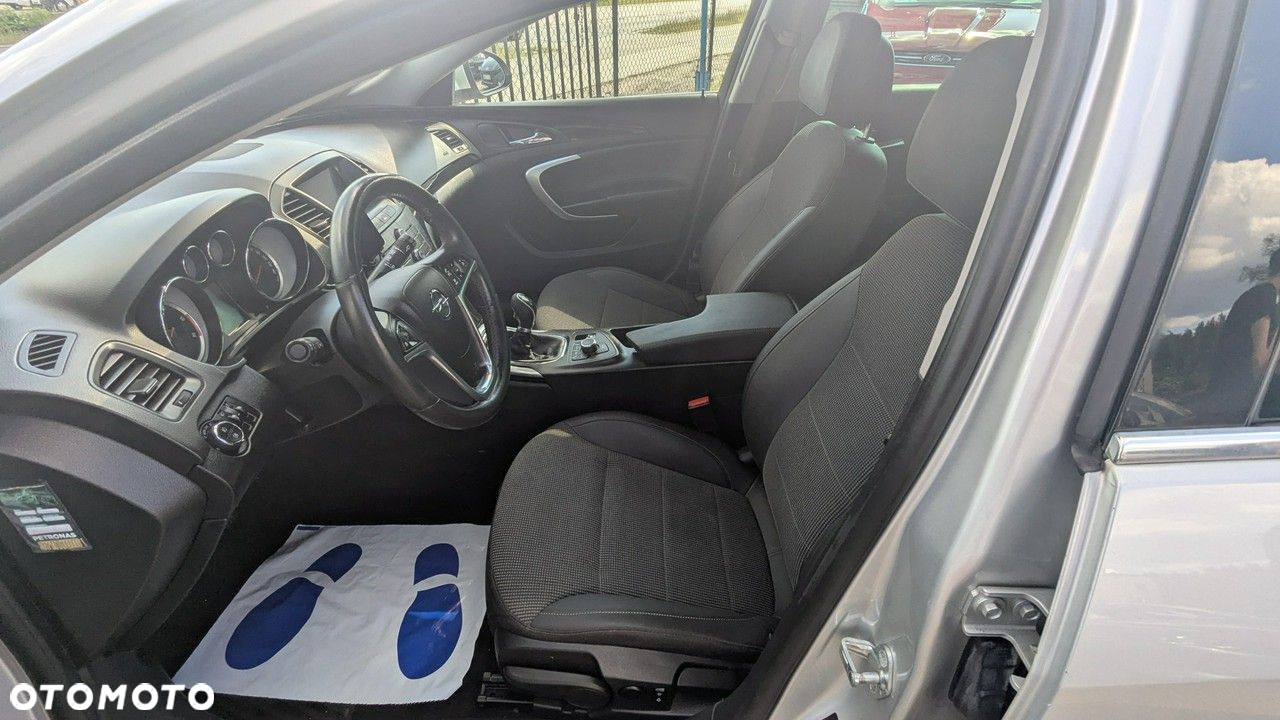 Opel Insignia - 13
