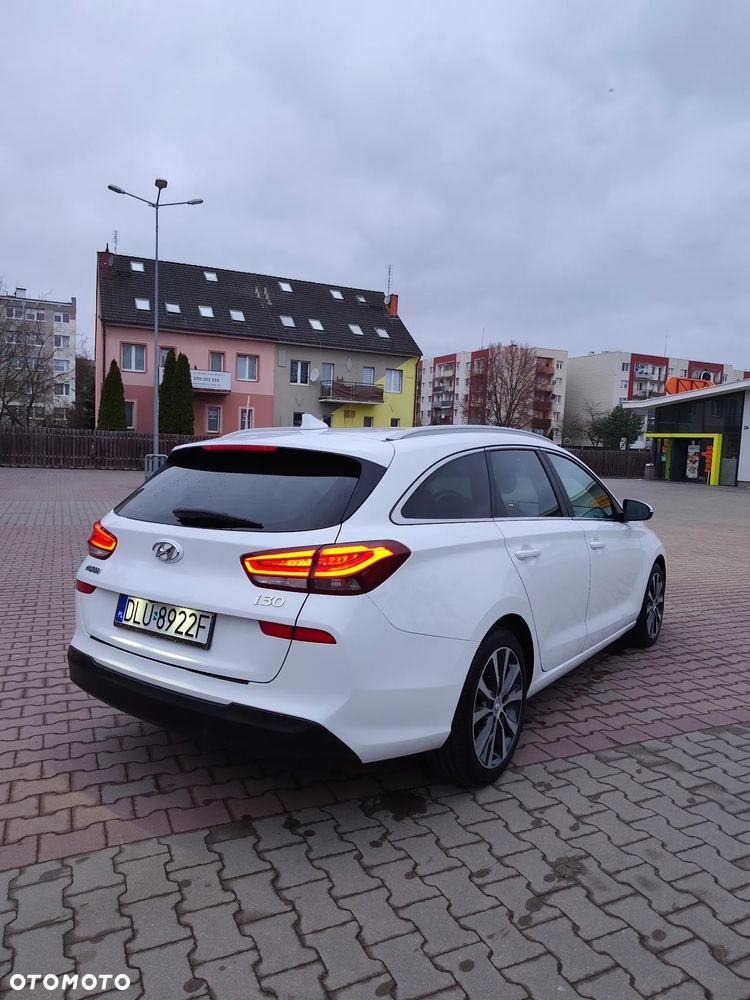 Hyundai i30 1.6 CRDI DCT Prime - 4