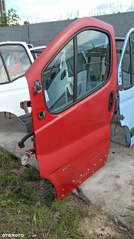 drzwi lewe przód trafic vivaro 01-14 oc70 l547 - 2