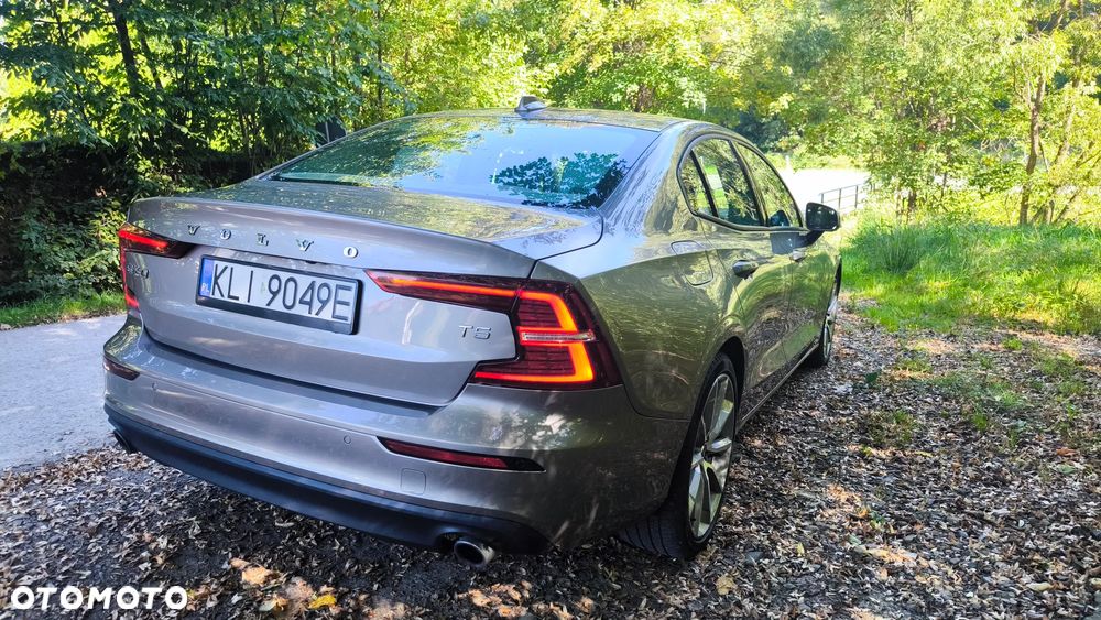 Volvo S60 T5 Momentum Pro - 8