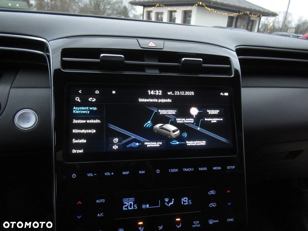 Hyundai Tucson 1.6 T-GDi 48V Platinum 4WD DCT - 23