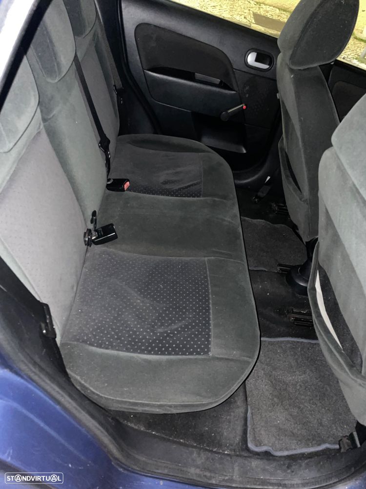 Ford Fiesta 1.4 TDCI Ambiente - 5