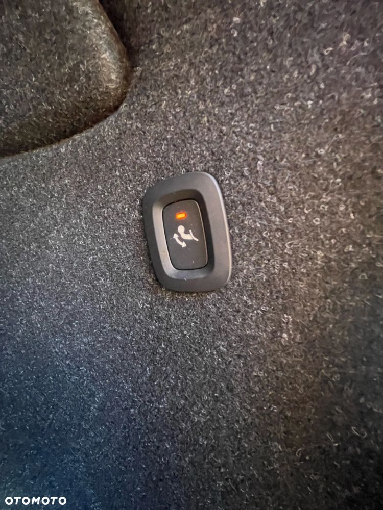 Volvo XC 40 B5 AWD Ultimate Dark - 13