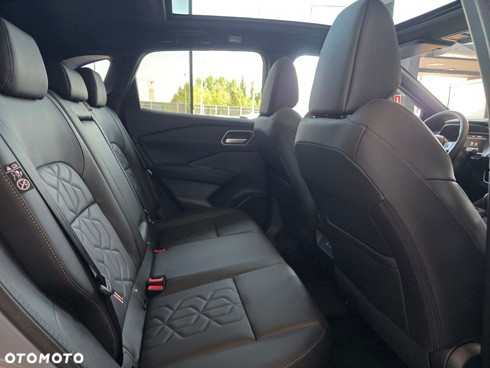 Nissan Qashqai 1.3 DIG-T MHEV Tekna Xtronic - 12