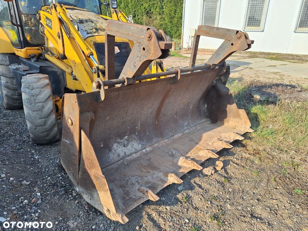JCB 3Cx 4X4 - 31
