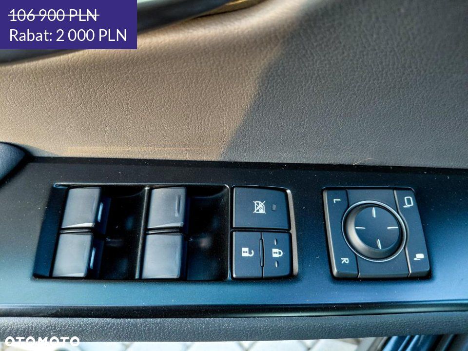 Lexus UX - 22