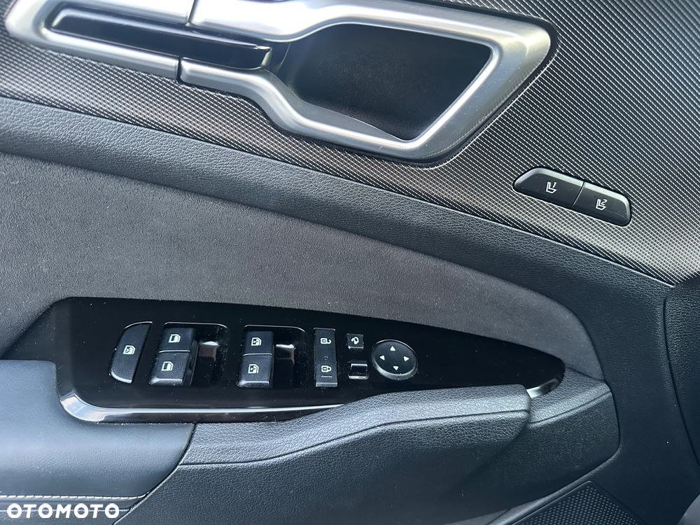 Kia Sportage 1.6 T-GDI MHEV Business Line 4WD DCT - 17