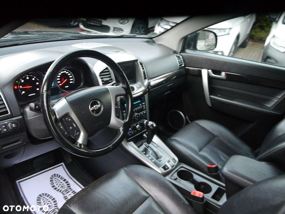 Chevrolet Captiva - 26