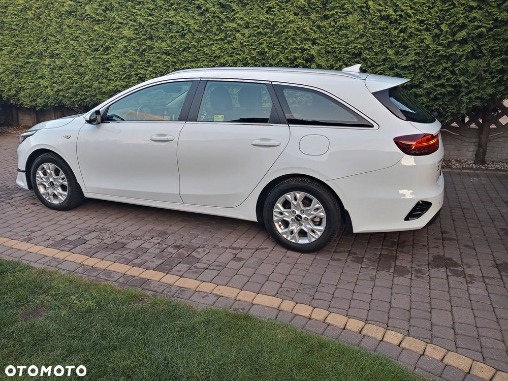 Kia Ceed 1.5 T-GDI M - 4