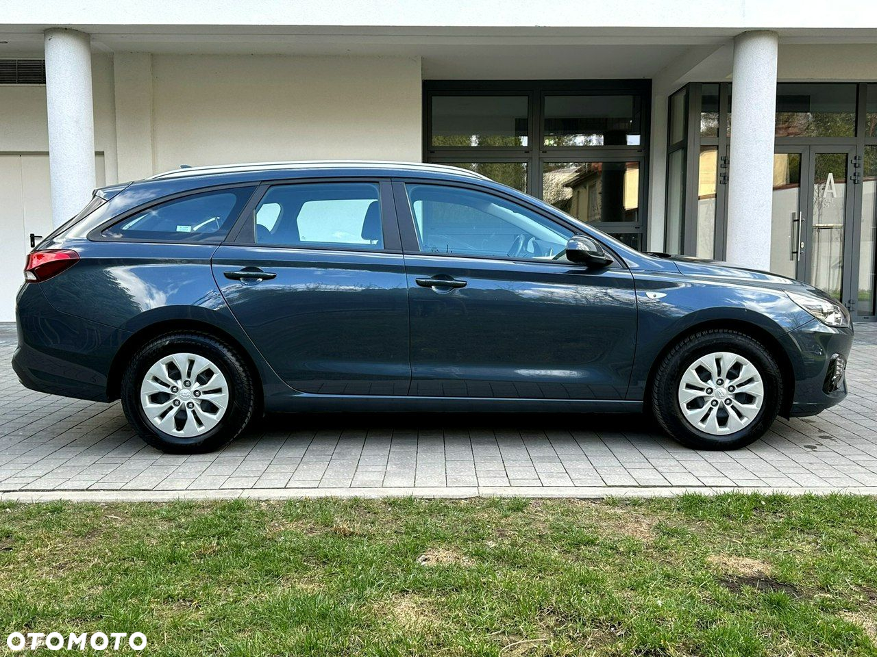 Hyundai i30 1.5 DPI Classic + - 6