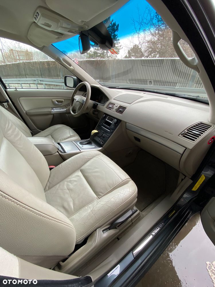 Volvo XC 90 - 8