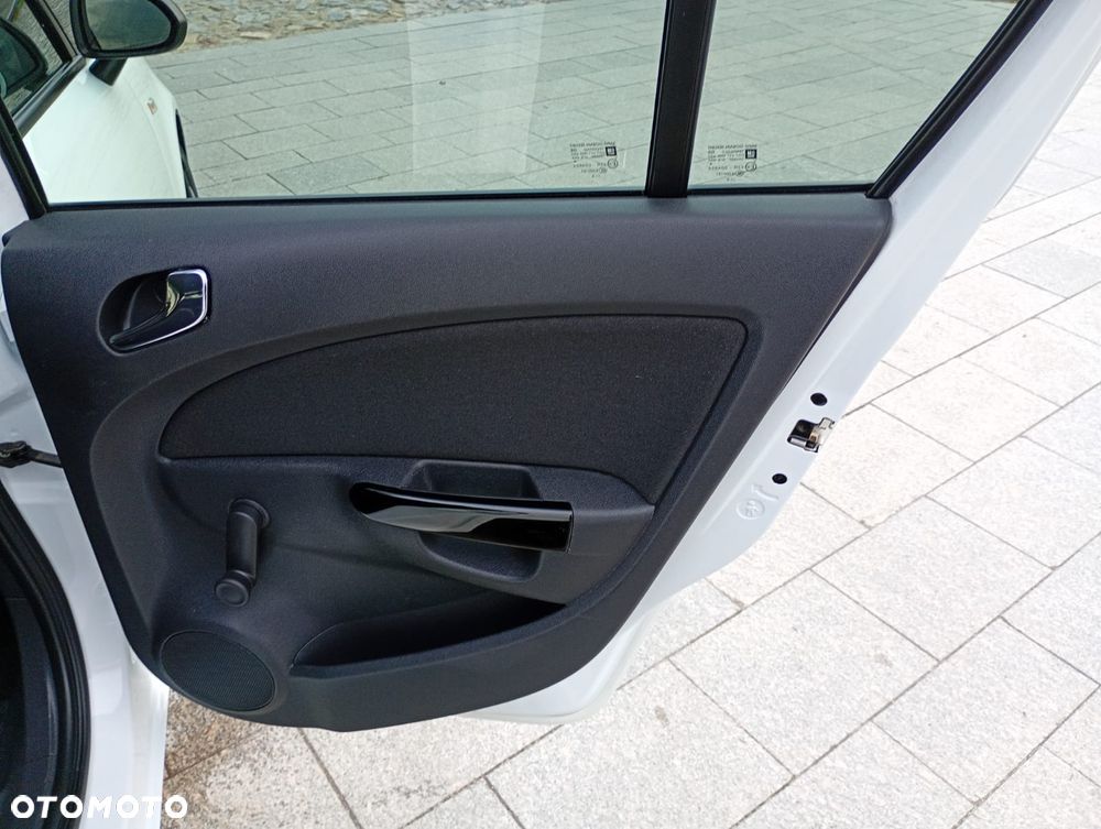 Opel Corsa 1.2 16V Color Edition - 26