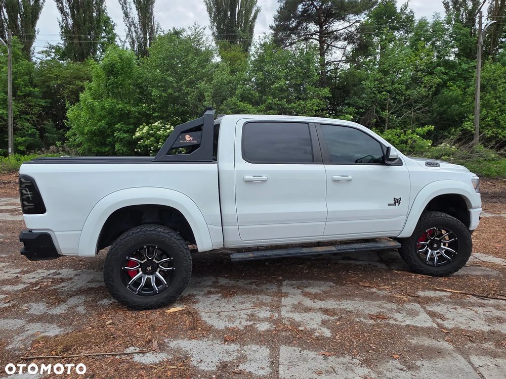 RAM 1500 5.7 Crew Cab Bighorn - 9