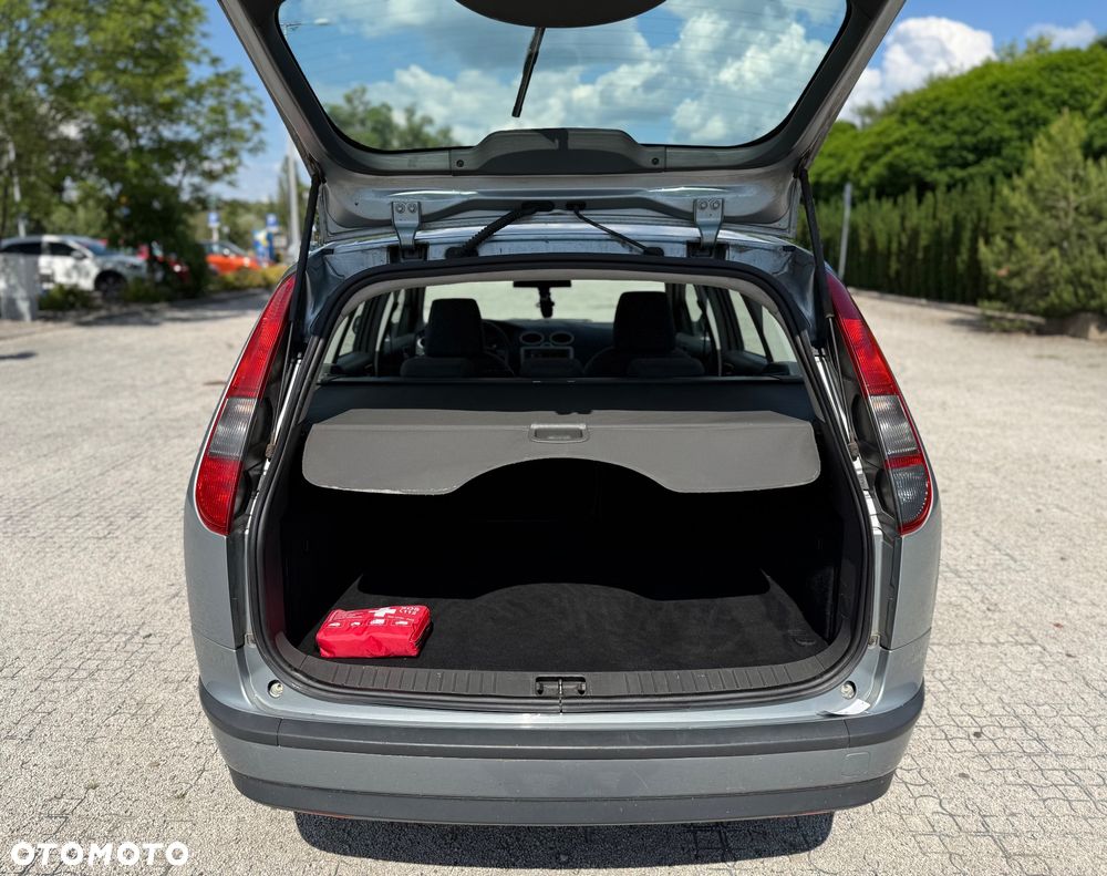 Ford Focus 1.6 Trend - 10