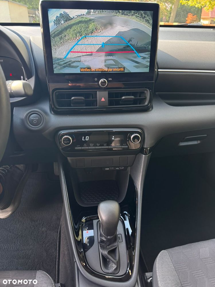 Toyota Yaris - 16